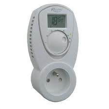 REGULUS TZ33 termostatem spínaná zásuvka 5-35°C  230V 16A