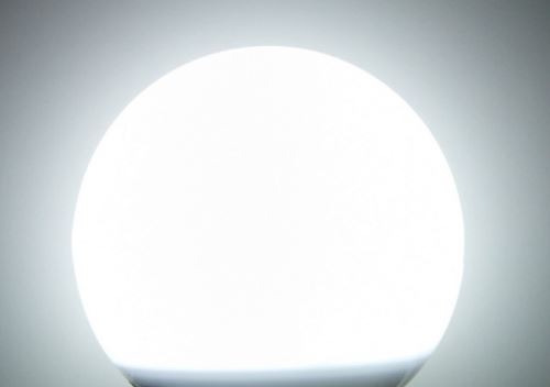 LED žárovka E27 LU12W 260° Lumenmax 1050lm 230V náhrada >90W žárovky