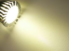 LED žárovka 1,5W 140lm 6500K rozptyl 60° MR11 CW studená bílá 12-24V (4)