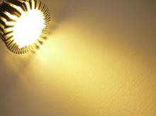 LED žárovka 1,5W 140lm 6500K rozptyl 60° MR11 CW studená bílá 12-24V (2)