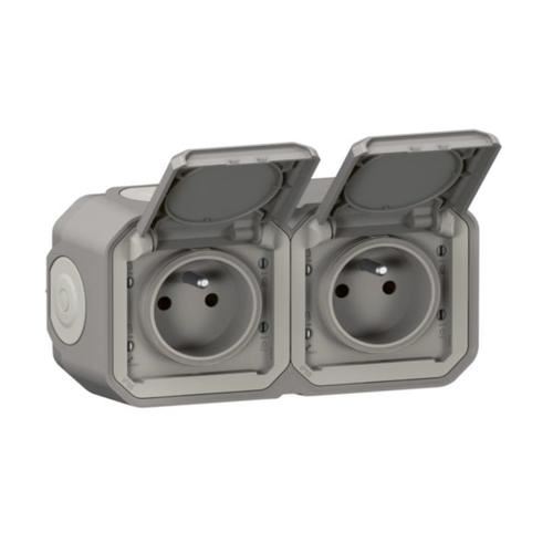 LEGRAND PLEXO 069768L zásuvka dvojnásobná horizontální IP55 montáž na povrch s víčkem Šedá