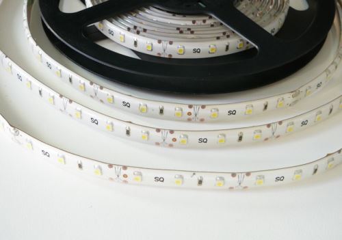 LED pásek zalitý SQ3-W300
