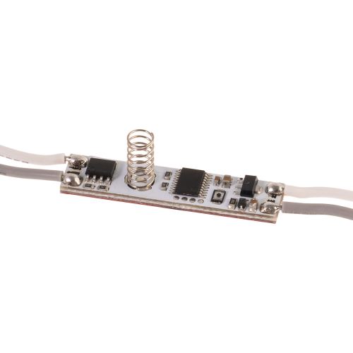 Miniaturní 8AS stmívač pro LED do ALU profilů s dotykovým senzorem