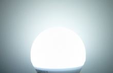 LED žárovka 12W E27/230 (3)