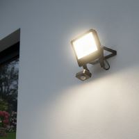 SOLIGHT LED WM-30WS-T reflektor TOP s pohybovým sensorem a volitelným výkonem a chromatičností 30W (2)